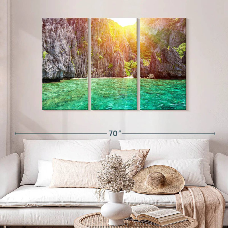 El Nido Gillard Cliffs, 32" H x 50" W