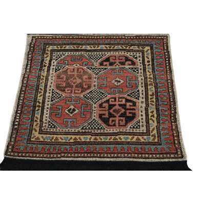 Tapis carré en laine 2 pi 6 po 