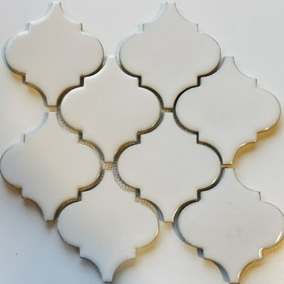 Rimini 4.5" x 5.25" Porcelain Arabesque Mosaic Tile