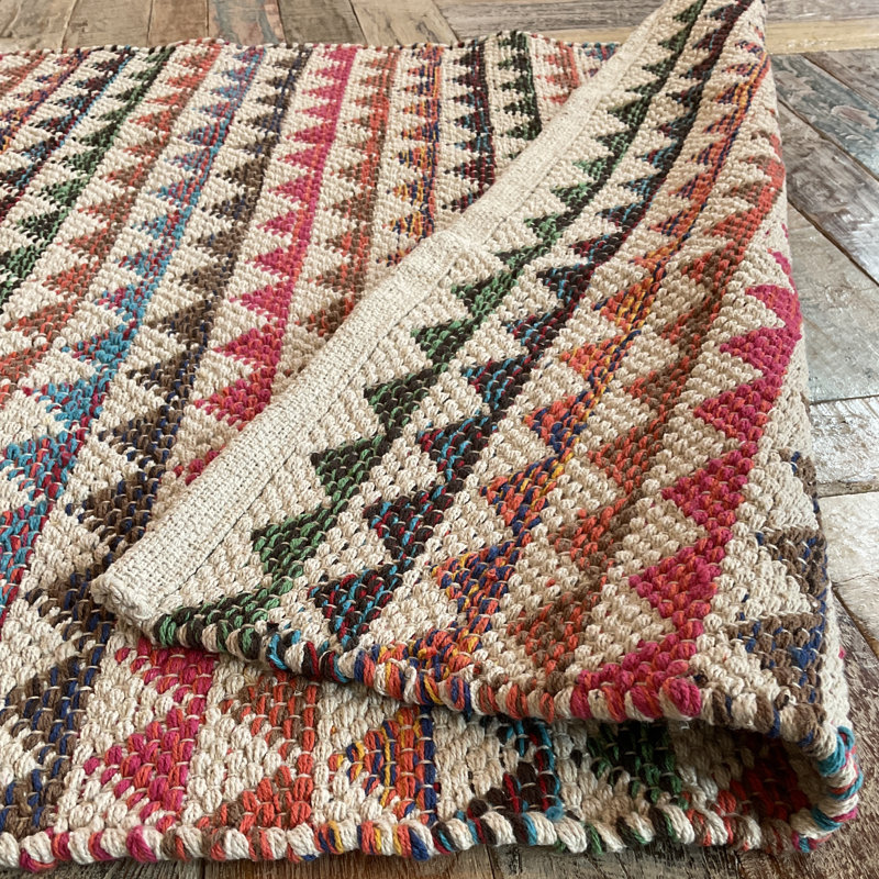 Onalaska Geometric Hand Woven Area Rug, Rectangle 60 x 90cm