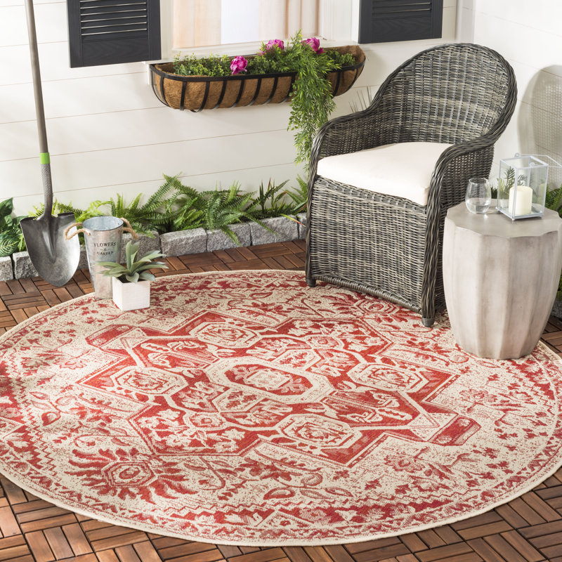 Donivin Beach House Performance Oriental Indoor/Outdoor Area Rug, Round 6'7"