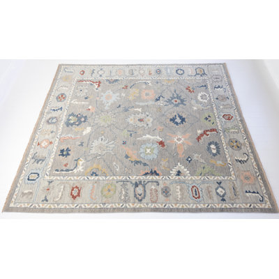 Hand Knotted Wool Floral Area Rug