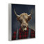 Highland Cow Outdoorman, giclée encadrée, design par Matthew Piotrowicz