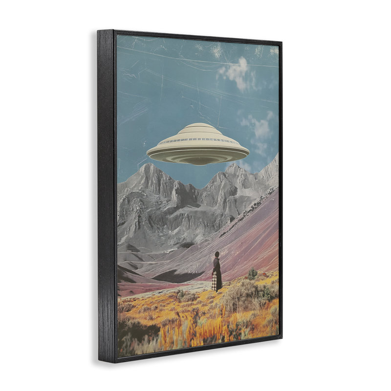 UFO sur la vallée de la montagne, estampe numérique, conception de Wumples, H 30 po x l 20 po, Giclée encadrée noir minuit
