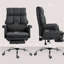 Chaise de bureau en similicuir noir au design ergonomique. Siège réglable de 19,7 po à 22,8 po, dossier inclinable à 155 po, fonction pivotante, repose-pieds, rembourrage épais, facile à nettoyer, capacité de 264 lb et inclinable.