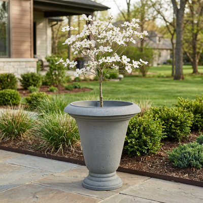 Kinvara Urn Planter