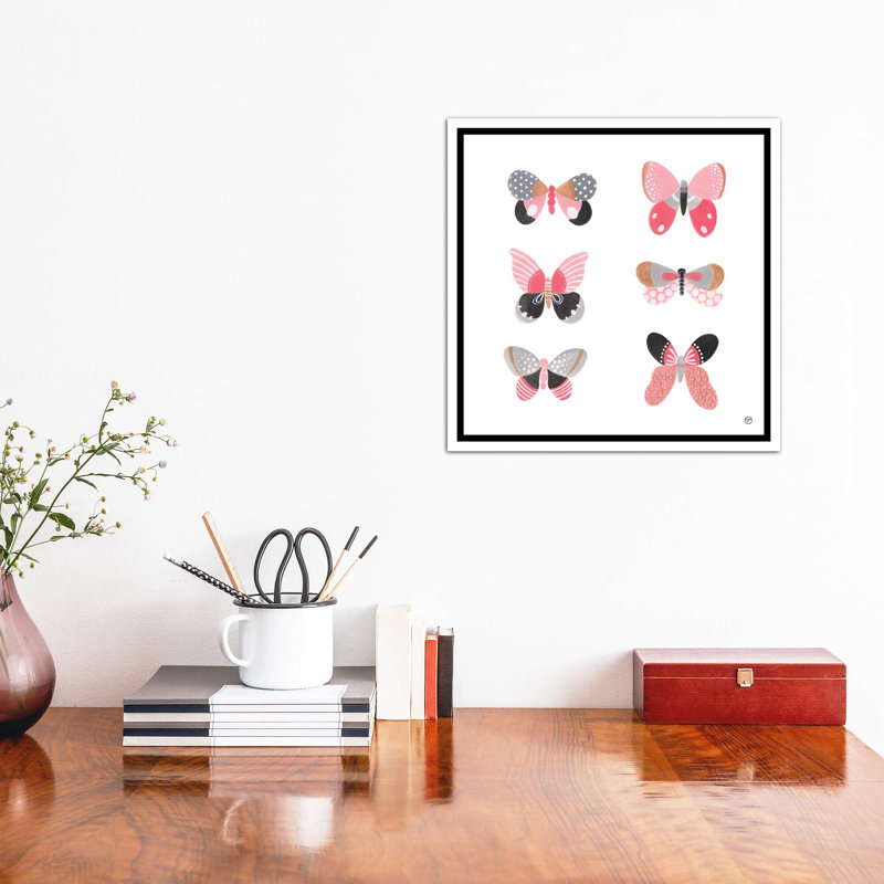6 papillons art, Toile blanche encadrée, H 37 po x l 37 po x P 1,5 po