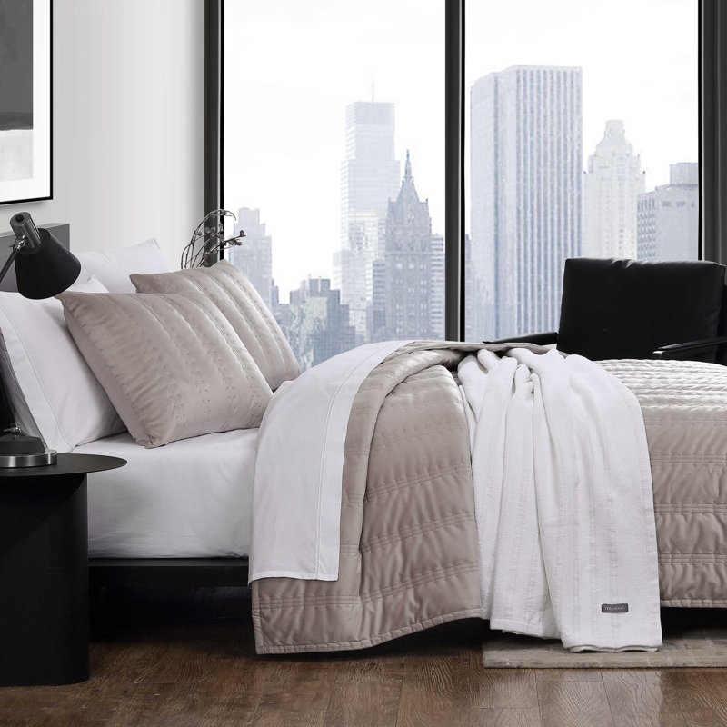 Vera Wang Linear Stitch Solid Quilt Set, King Quilt + 2 King Shams, French Clay