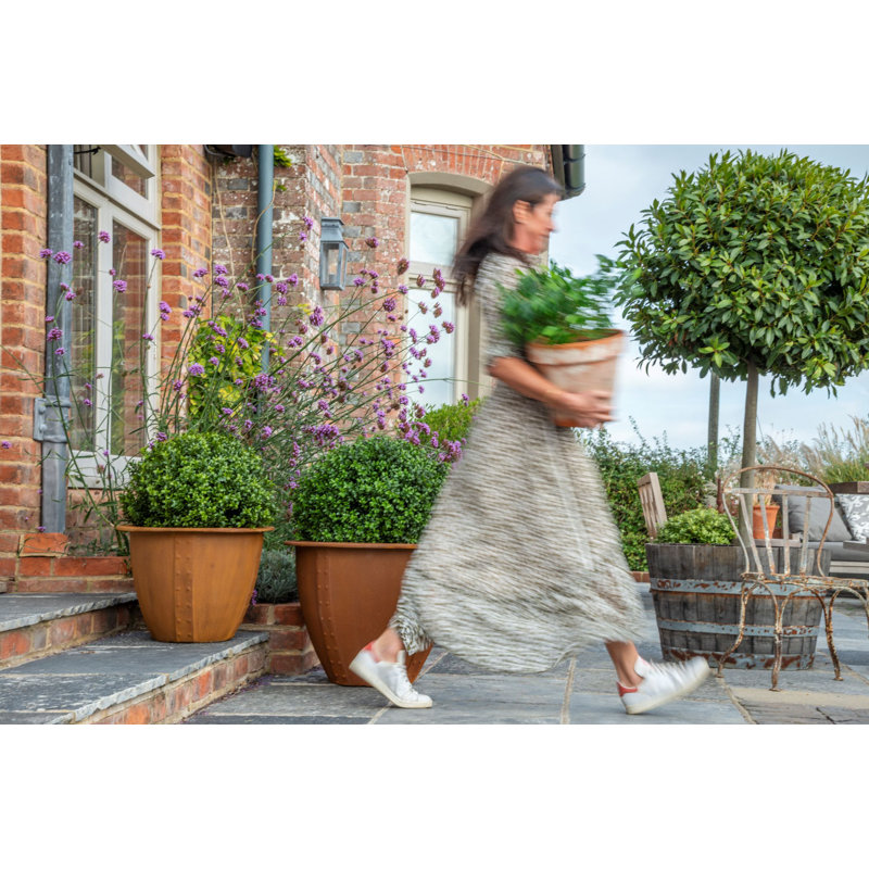 Norman Planter, Small