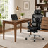 Chaise de bureau ergonomique moderne à haut dossier et bureau en bois