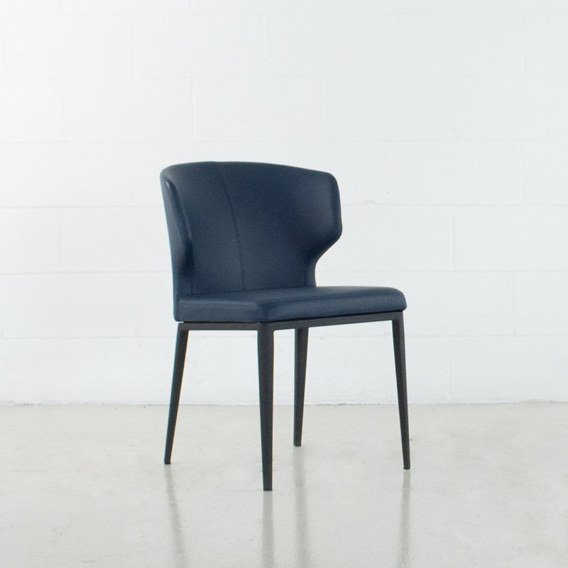 Chaise rembourrée Aislinn, Bleu pierre, Noir