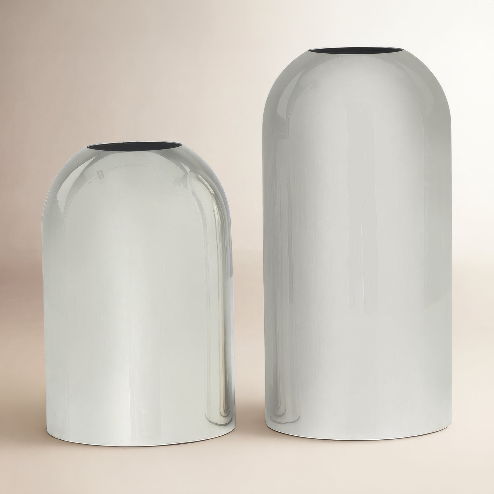 Stainless Steel Metal Decorative Silver Vase with a Sleek Mirror Finish Set