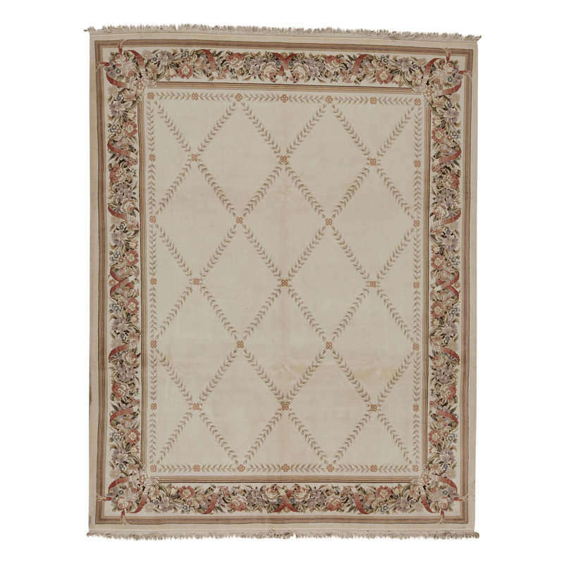 Hand Knotted Area Rug in Ivory