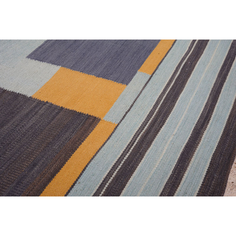 Plaid Area Rug in Gray/Blue