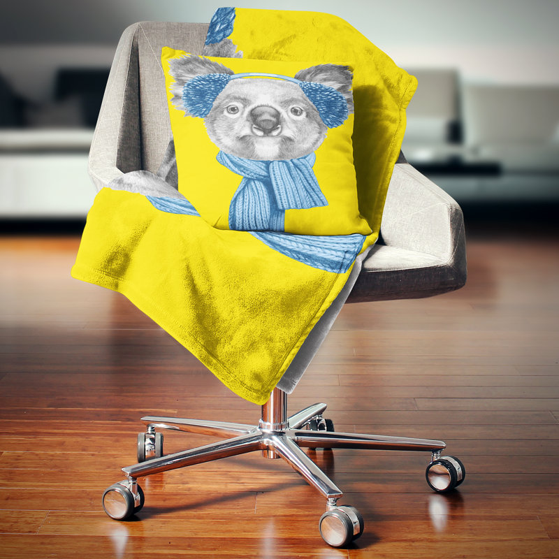 Koala avec écharpe et cache-oreilles - coussin imprimé animal, 16 po x 1 po, Coussin décoratif