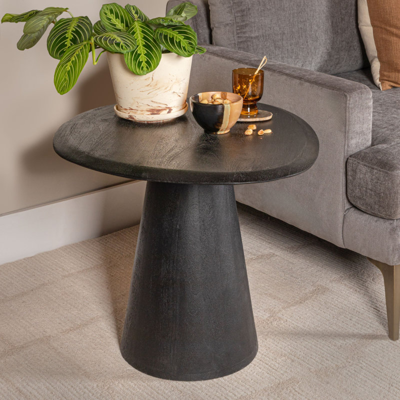 Table d'appoint en bois de manguier asymétrique Declan, Noir