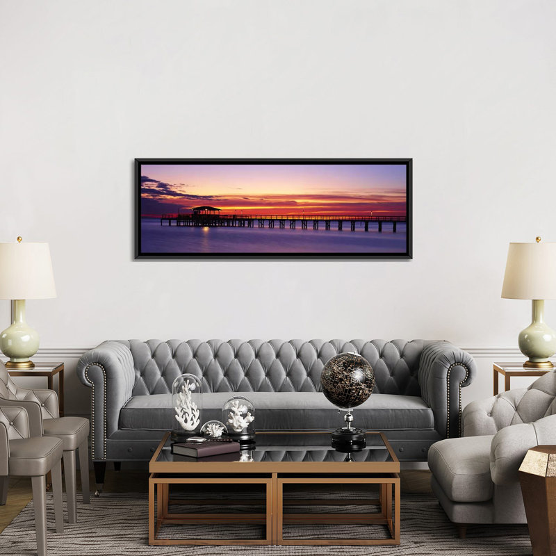 «Sunset Mobile Pier AL USA» par Panoramic Images - Reproduction d'art sur toile panoramique, H 24 po x l 72 po x P 1,5 po