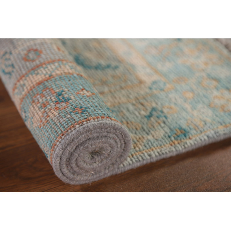Tapis bleu clair Oushak