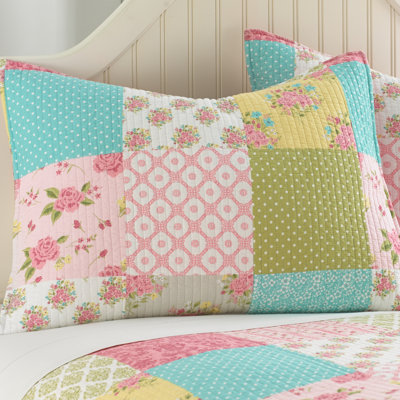 Vintage Rose Garden Twin Quilt Set