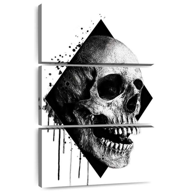 Tête de mort grunge Hitzel, H 38 po x l 24 po