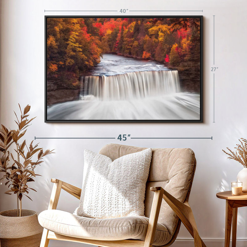 «Tahquamenon Falls in Autumn Wall Art», H 27 po x l 40 po