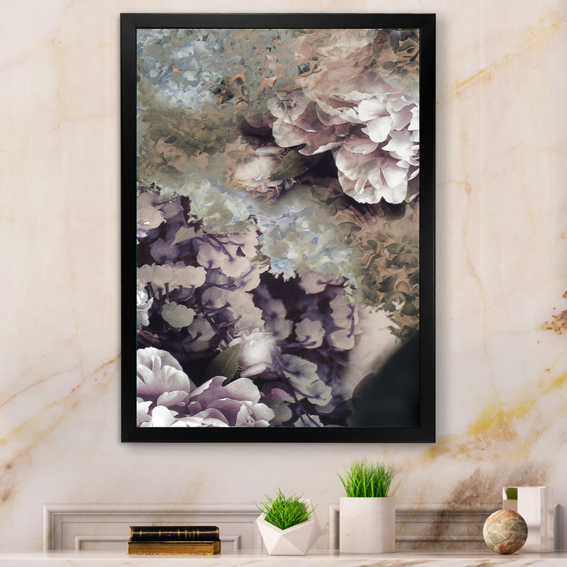 «Grunge Silk Nature Flower II», reproduction d'art sur toile, Cadre noir, H 20 po x l 12 po x P 1 po