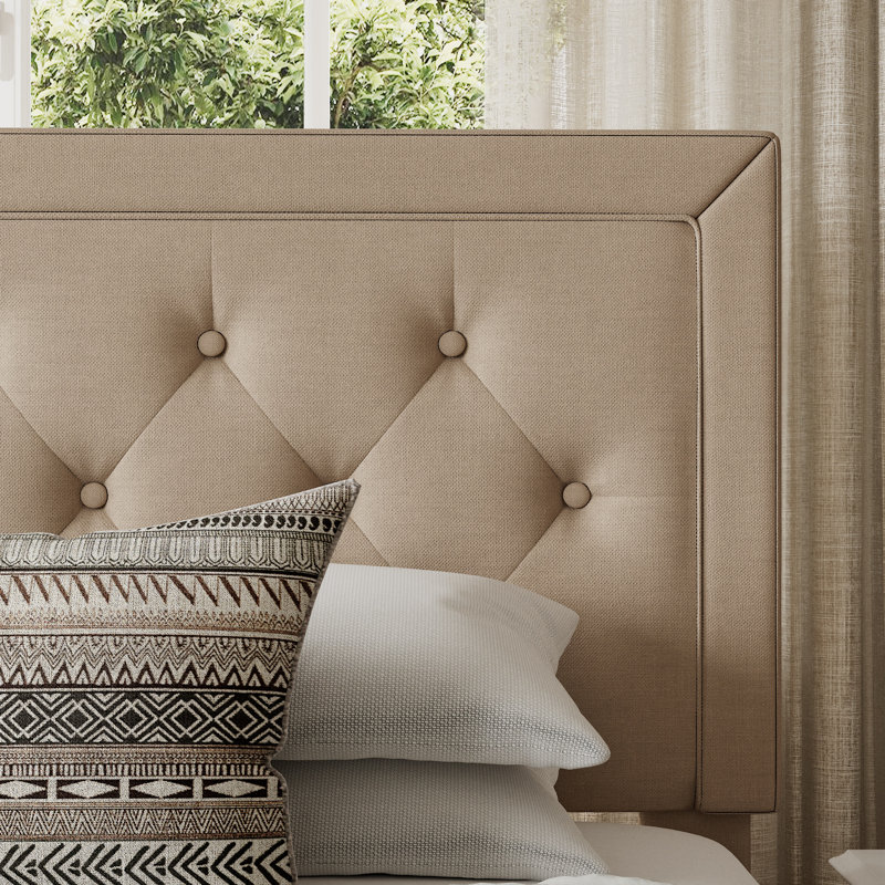Lit plateforme tapissier Hegg, Grand, Beige clair