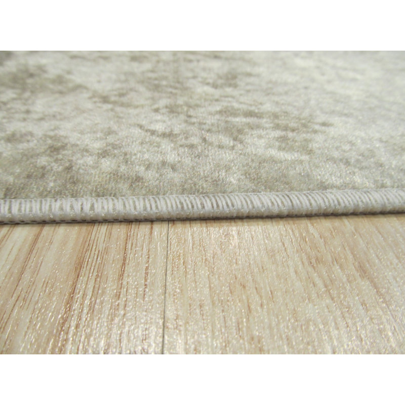 Floral Area Rug in Blue, 5' x 8'
