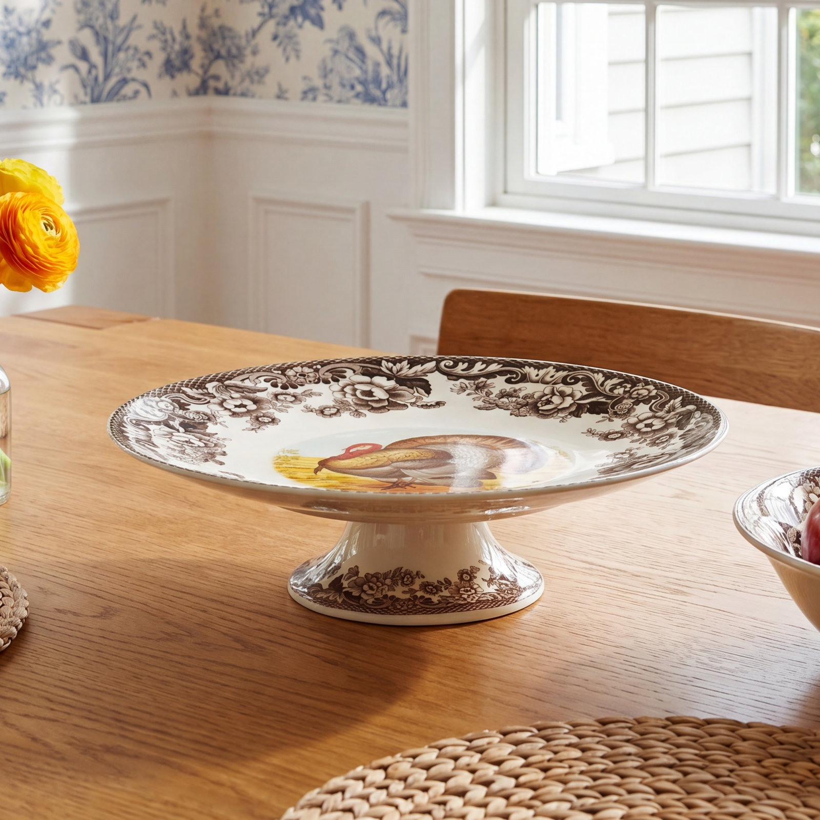 Woodland Turkey Porcelain Cake Stand