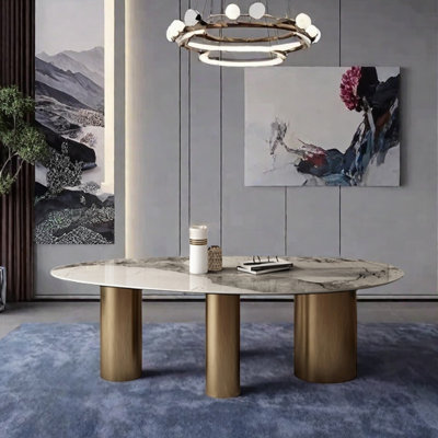 Table de style moderne avec lumière