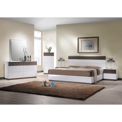 Wabler Piece Bedroom Set