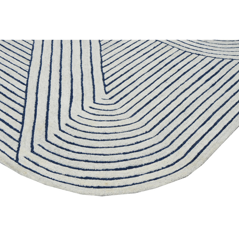 Tapis bleu marine / blanc Novelty, Novateur 8 pi x 10 pi