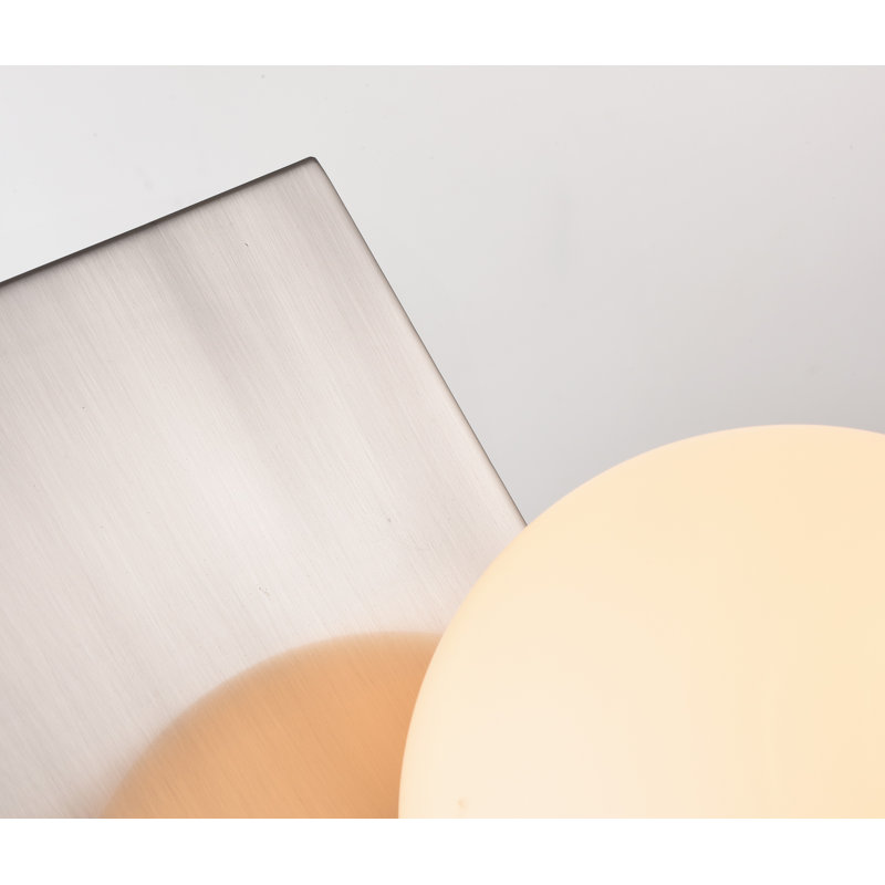 Cadre en fer nickel brillant 1 lumière avec abat-jour sphérique en verre blanc laiteux, Nickel brillant