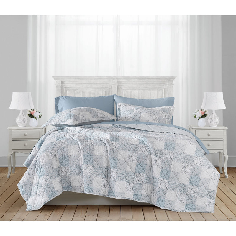 The Farmhouse by Rachel Ashwell Bohemian Rhapsody Quilt Set, King Quilt + 2 Shams