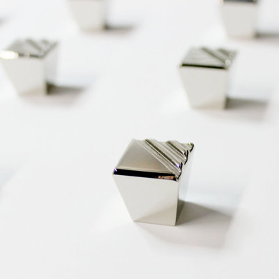 Pyramid Square Knob