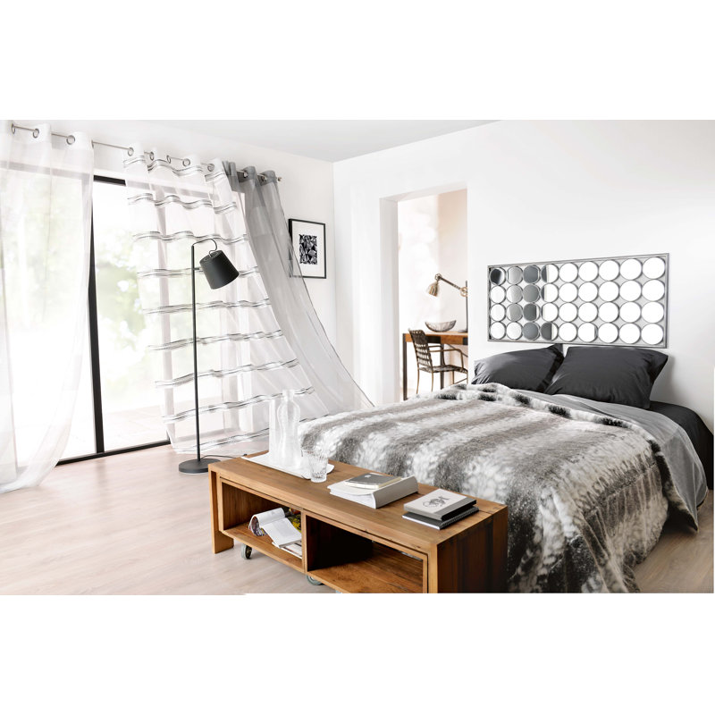 Linder Throw, 200 x 150cm 