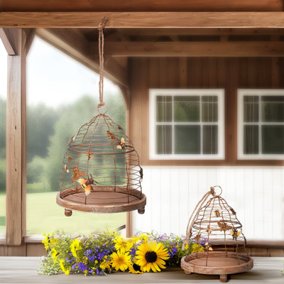 Fleischmanns Metal and Wood Beehive