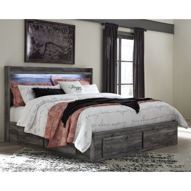 Kaisee Panel Storage Bed, King