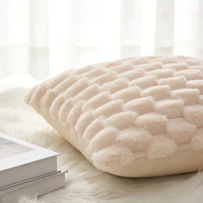 Machine Tufted Pillow Case