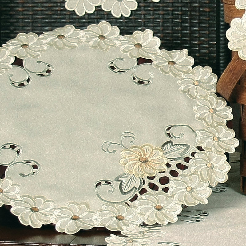 Emerald Daisy Embroidered Cutwork Round Doily, 16" L x 16" W