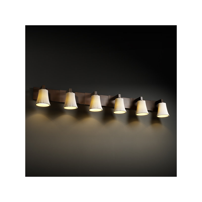 Araea 6 - Light Vanity Light, Waterfall, Polished Chrome