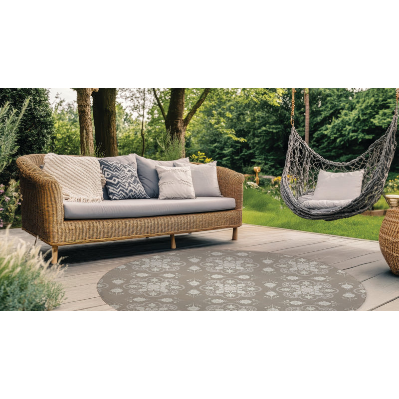 Skye Outdoor Rug, Round 5'