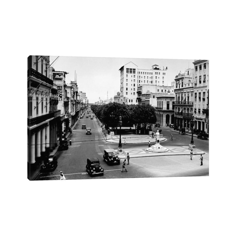 1930S-1940S Street Scene Of The Prado Havana Cuba - Wrapped Canvas Print, 101.6 cm H x 66.04 cm W x 1.91 cm D