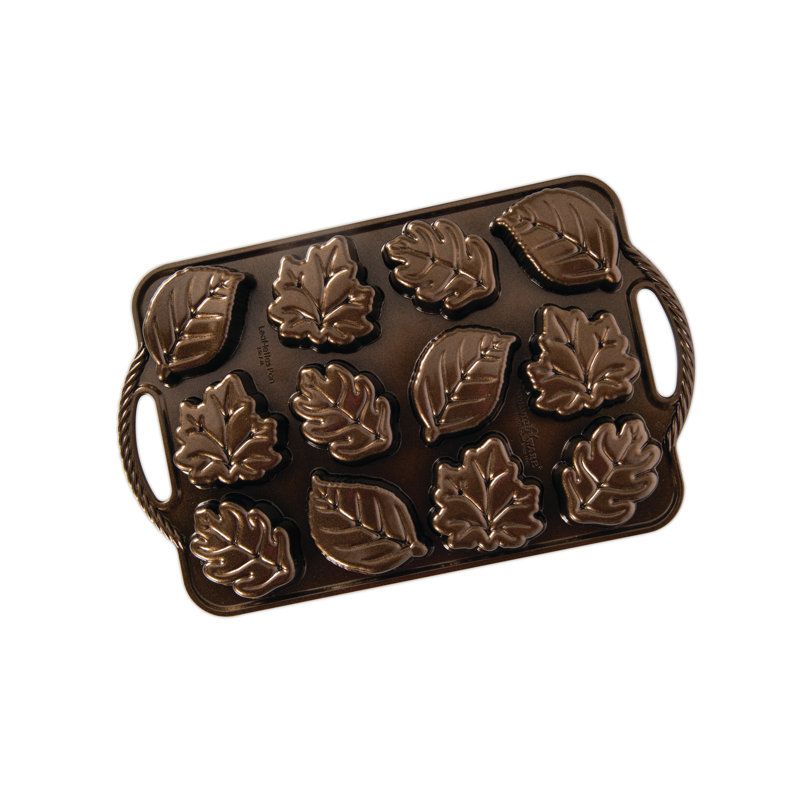 Nordic Ware Non-Stick Novelty Leaf-Lettes Cakelet Pan