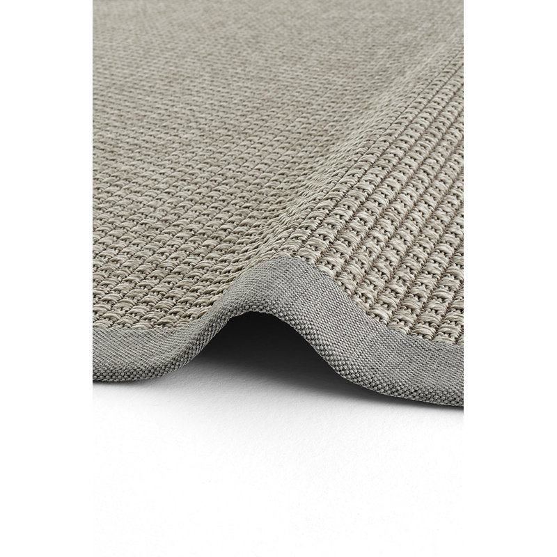 Raytheon Solid Colour Machine Made Indoor / Outdoor Area Rug, Rectangle 2'7" x 4'11"
