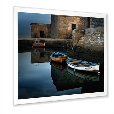 «Coastal Port Solitude Charm» sur toile