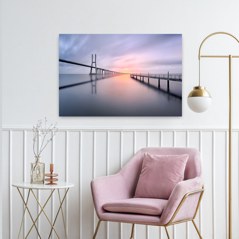 Pont tranquille au coucher du soleil, H 24 po x l 36 po