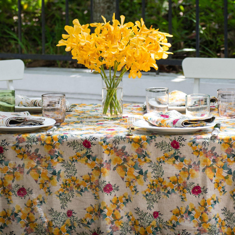 Organic Linen Tablecloth in Saint Valentine, 59" x 110" Rectangle