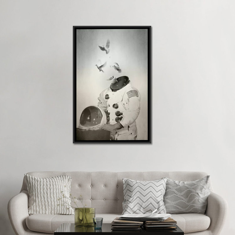 «Doves», impression sur toile, H 48 po x l 32 po x P 1,5 po, Toile encadrée noire, Pas de tapis
