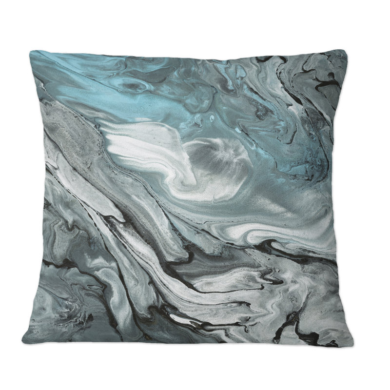 Coussin décoratif en marbre noir et bleu abstrait I, 18 po x 18 po